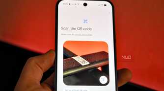 Scanning the QR code for a Matter device.