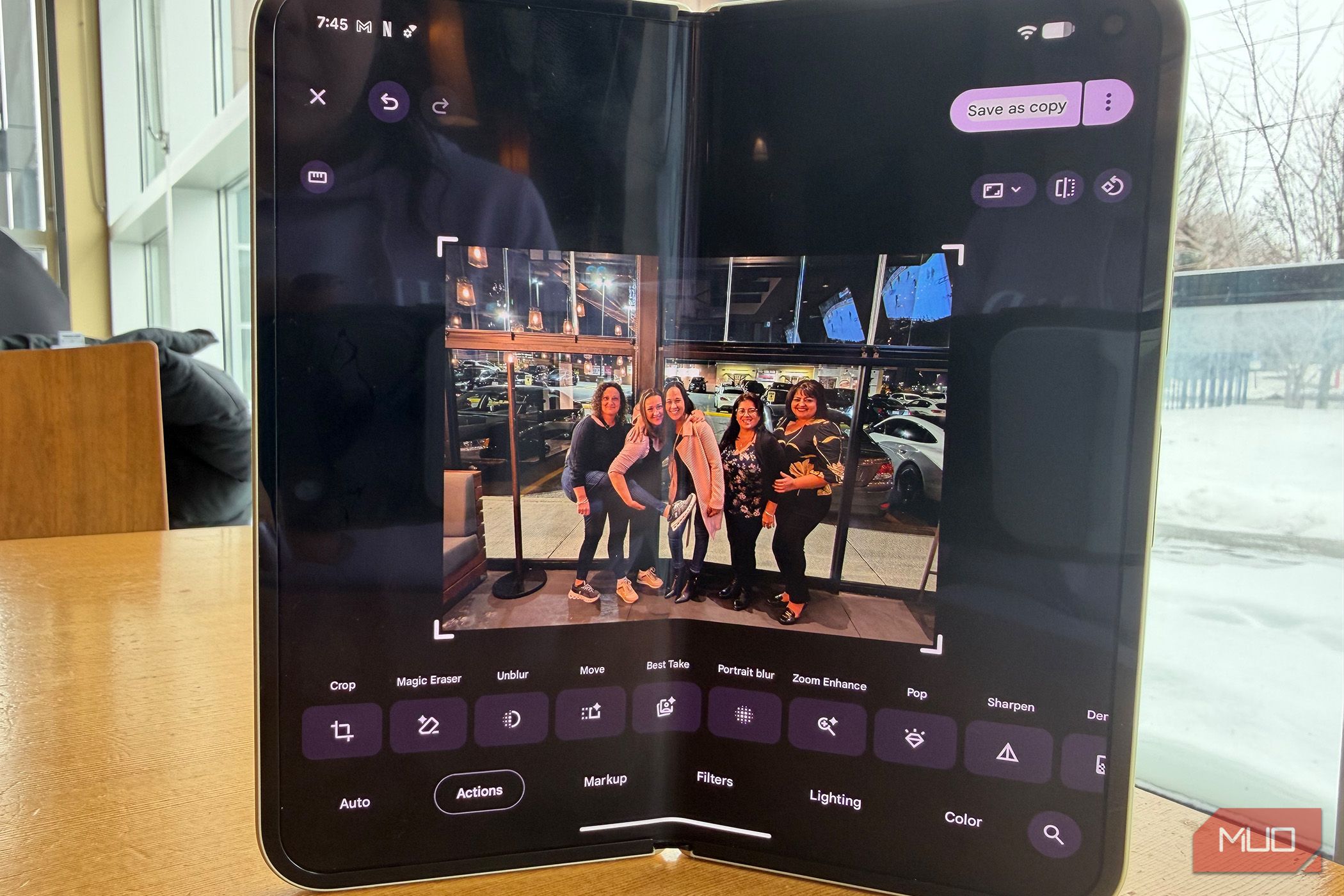 4 tricks only Pixel phones can do with the camera