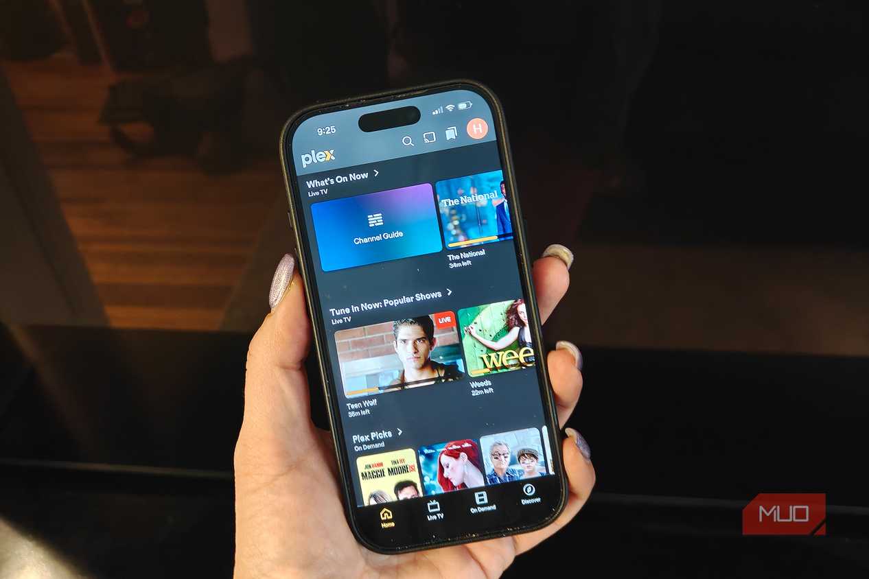 plex phone whats on now