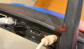 USB 3.0 and eSATA ports on a Linksys router