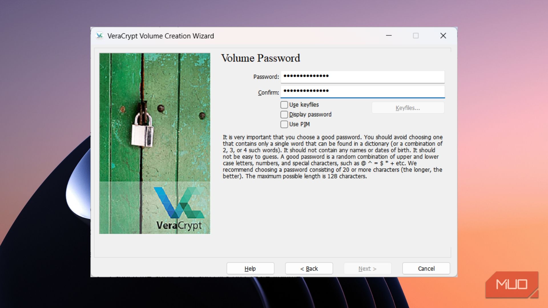 Password creation screen in the VeraCrypt wizard with options for keyfiles and PIM