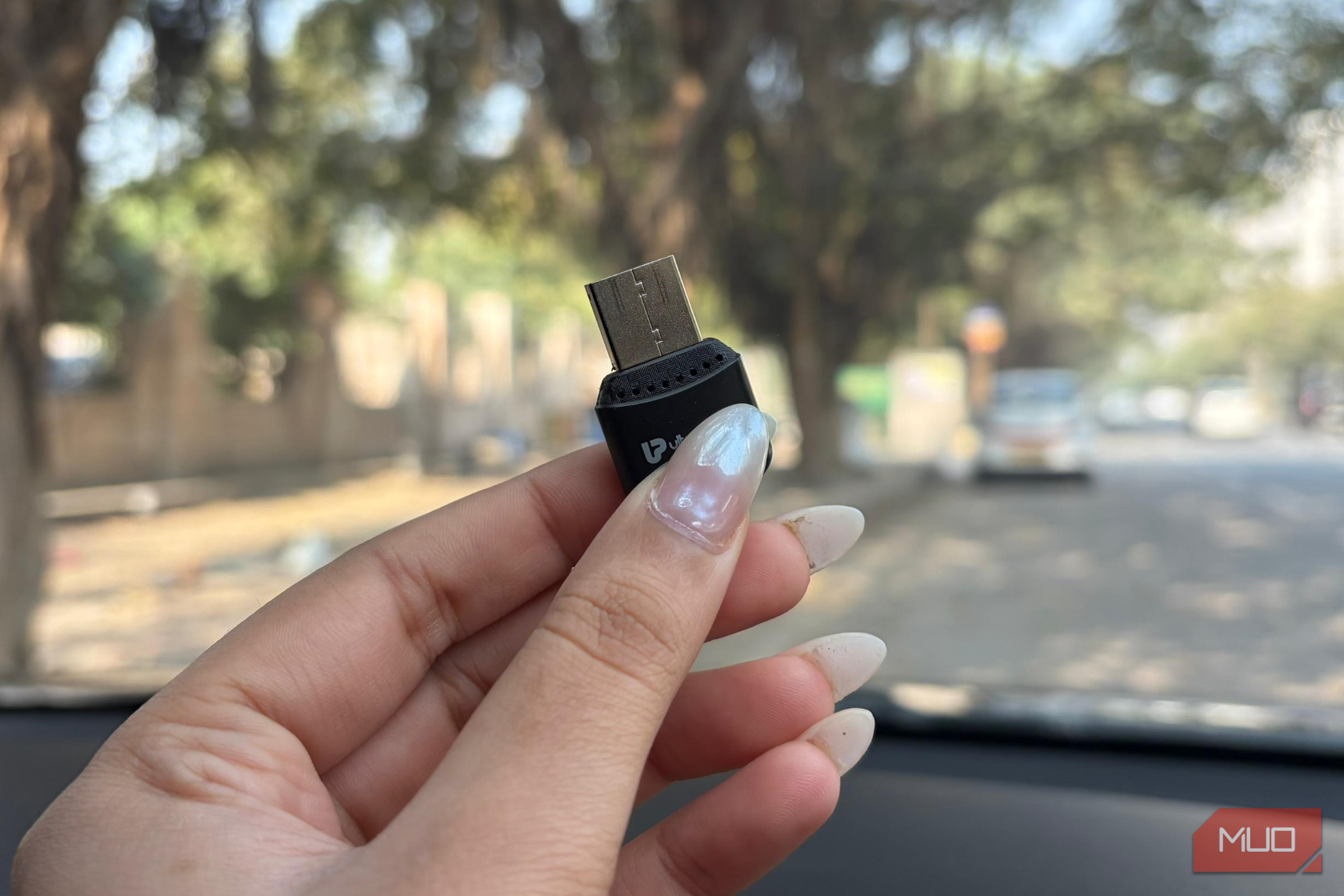 I tried wireless CarPlay and learned to appreciate wired