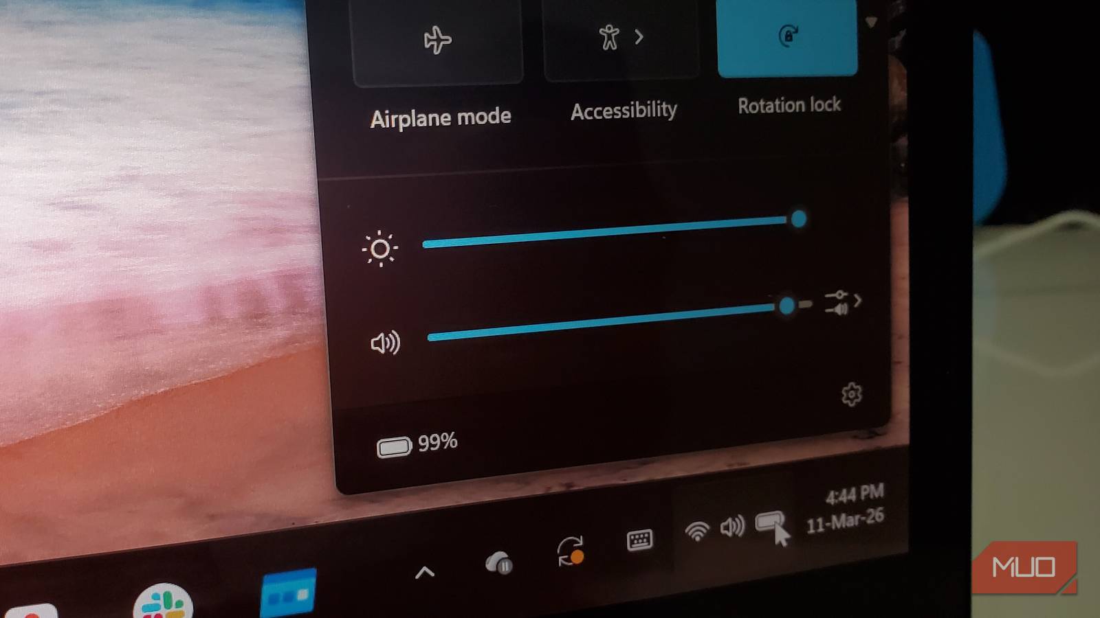 The weird reason your laptop battery drops faster when it’s almost full
