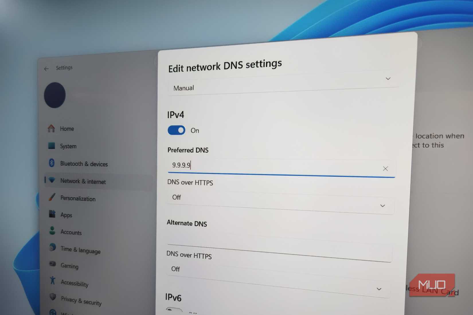 I finally escaped my ISP's DNS lock-in with this device-level trick