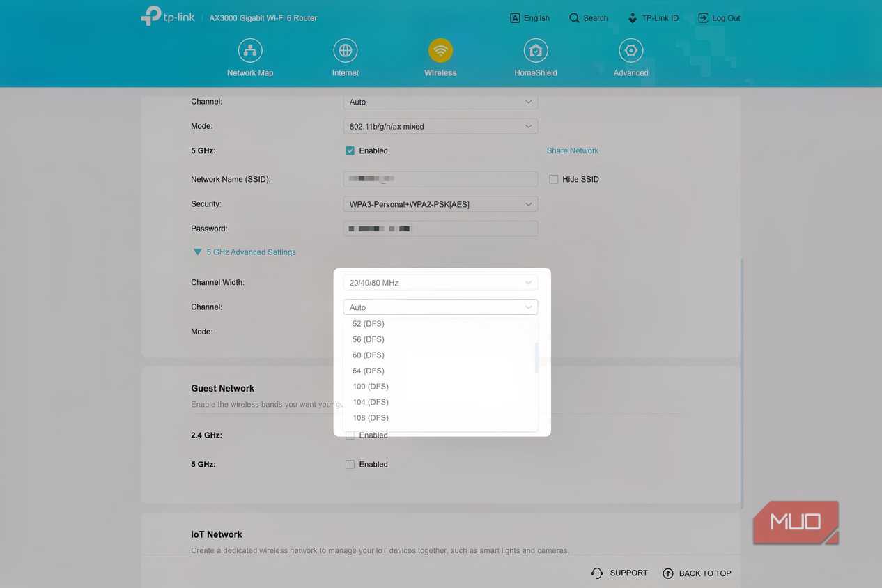 A Wi-Fi router's dashboard showing options for Wi-Fi channel selection