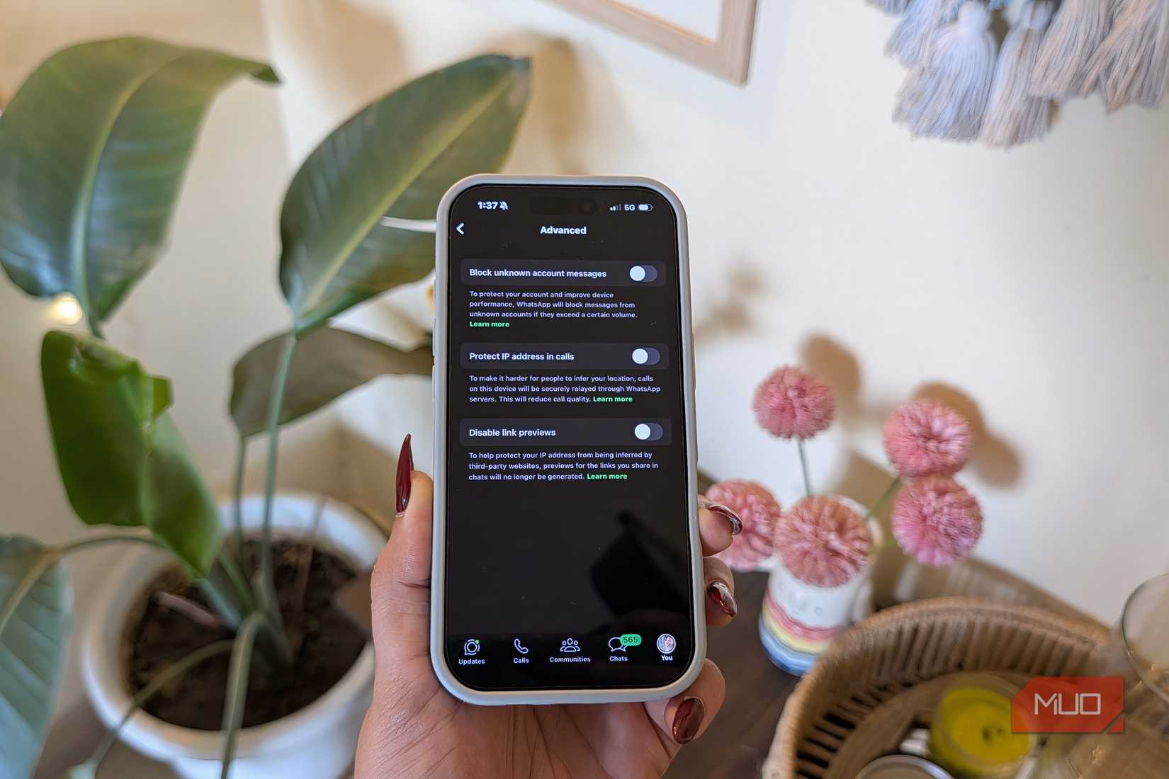 Advanced settings on WhatsApp