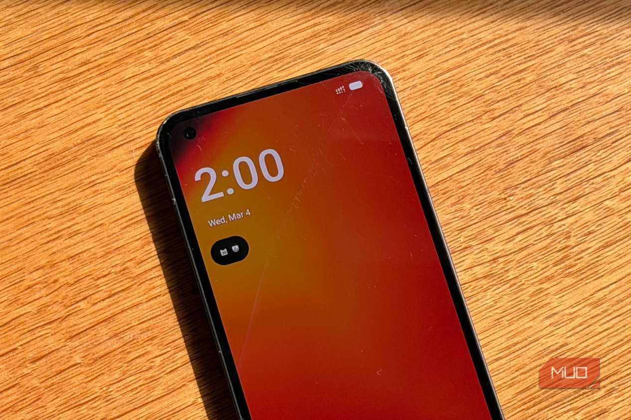 Android phone running LineageOS showing the lock screen