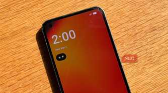 Android phone running LineageOS showing the lock screen