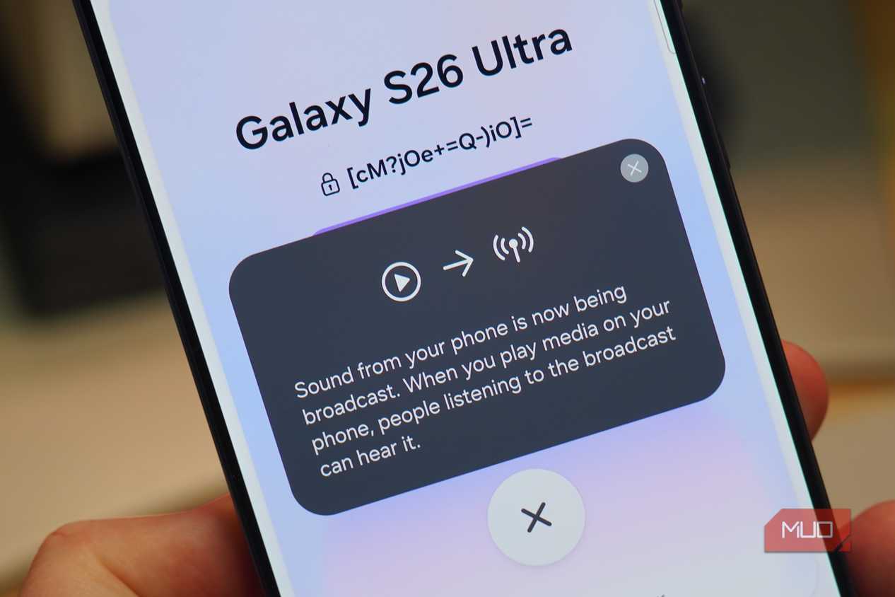 A close-up of confirmation of audio broadcasting with the Samsung Galaxy S26 Ultra.
