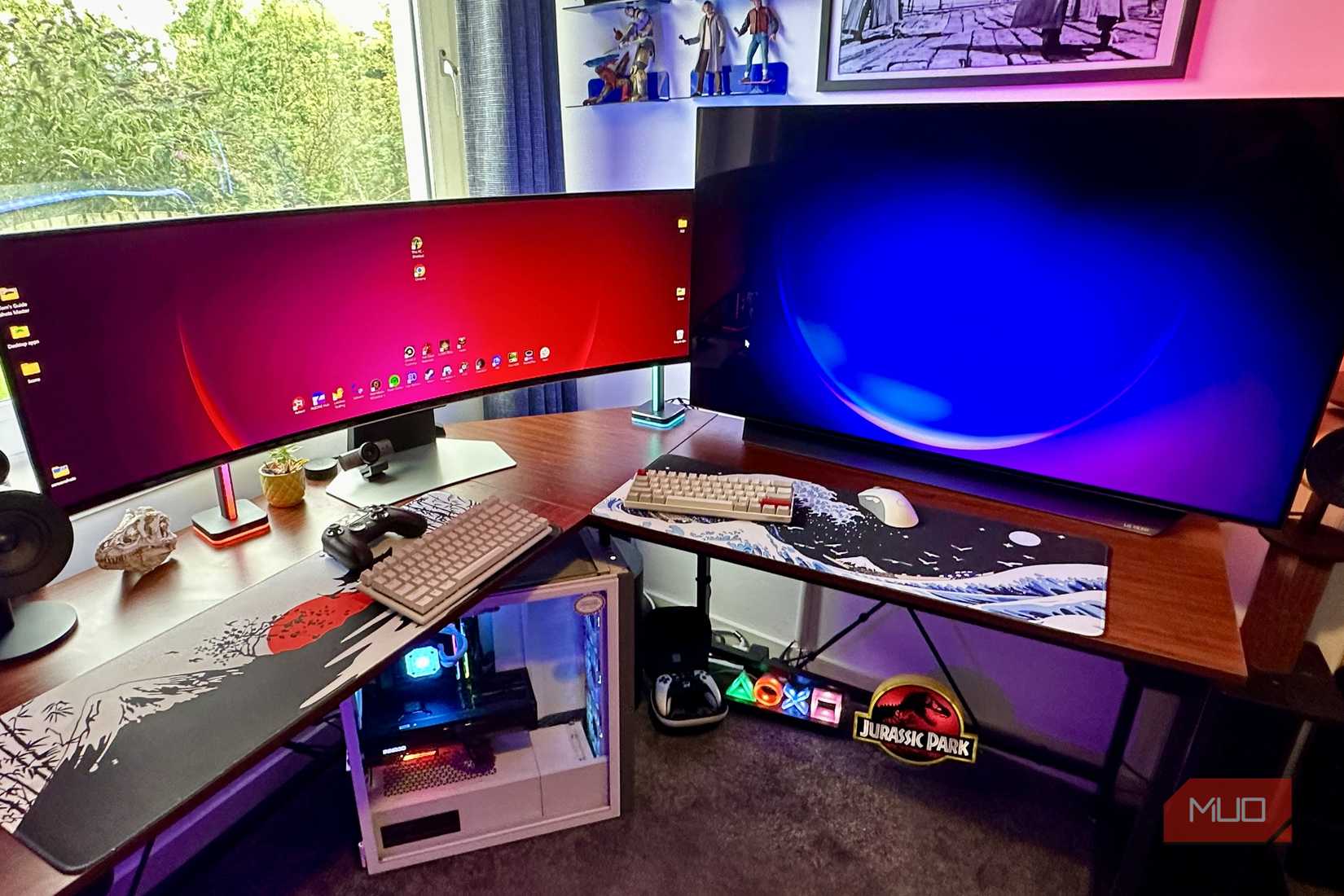 good cable management with a multi-monitor setup