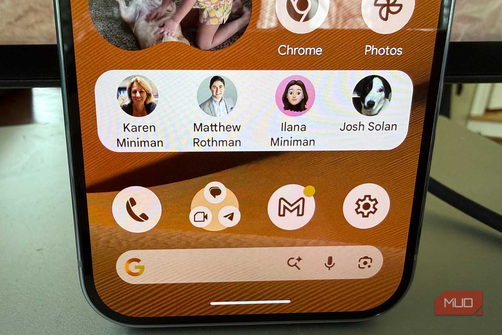 Google Contactsウィジェットの例