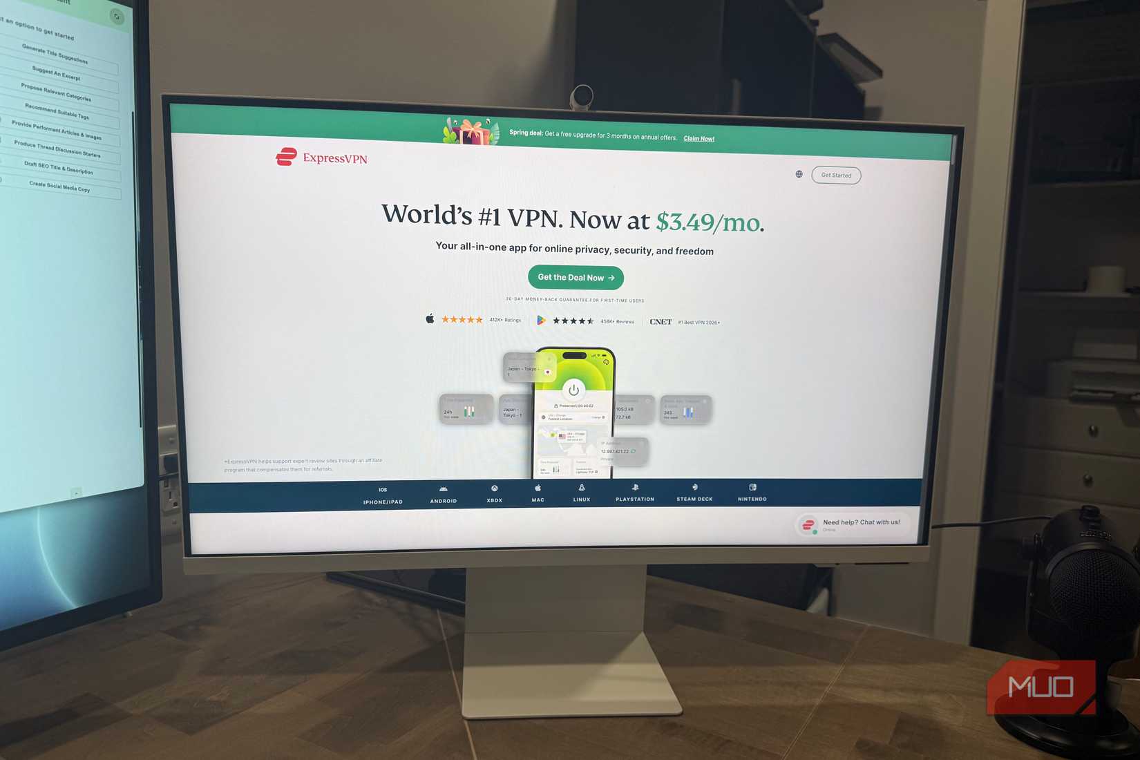 ExpressVPN window on samsung monitor