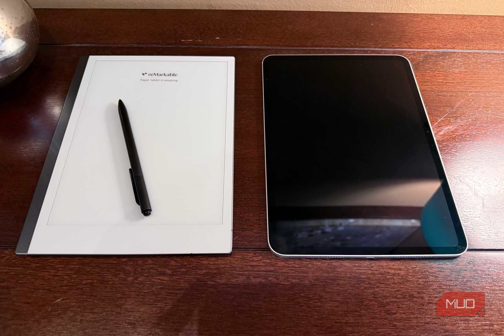 ipad and remarkable 2 tablet side by side