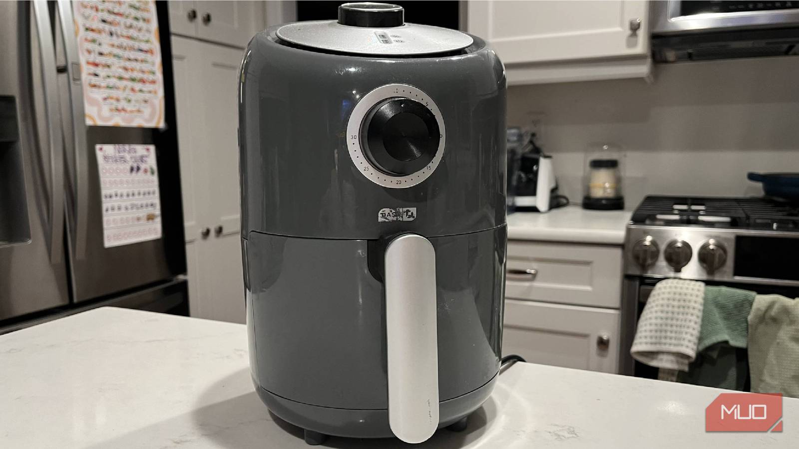 This is the only air fryer cleaning trick that actually saved me from scrubbing This is the only air fryer cleaning trick that actually saved me from scrubbing