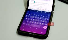 FUTO Keyboard open on a Samsung Galaxy Z Flip 6-1