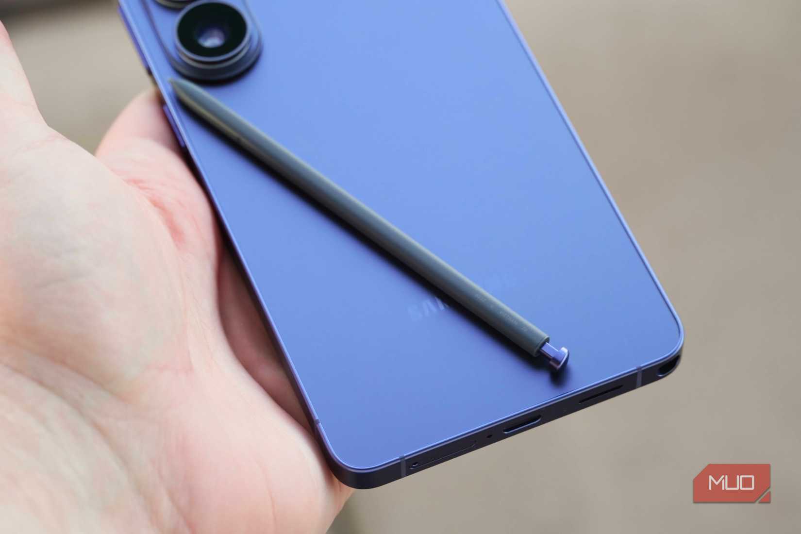 The S Pen on the back of the Galaxy S26 Ultra.