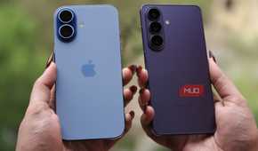 iPhone 17 vs Samsung Galaxy S26 in hand