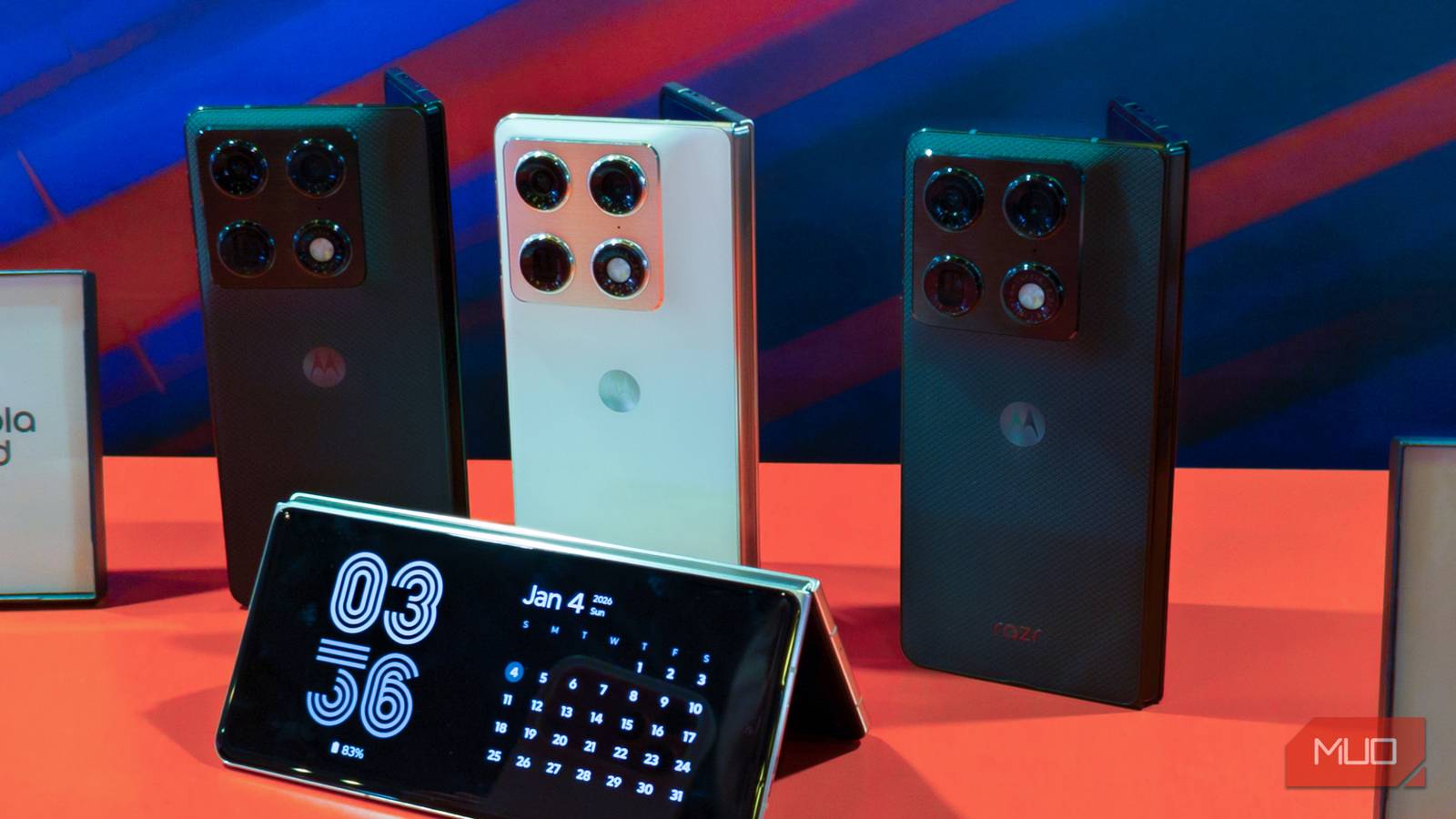 I went hands-on with the Razr Fold, and I think Moto can compete with Samsung