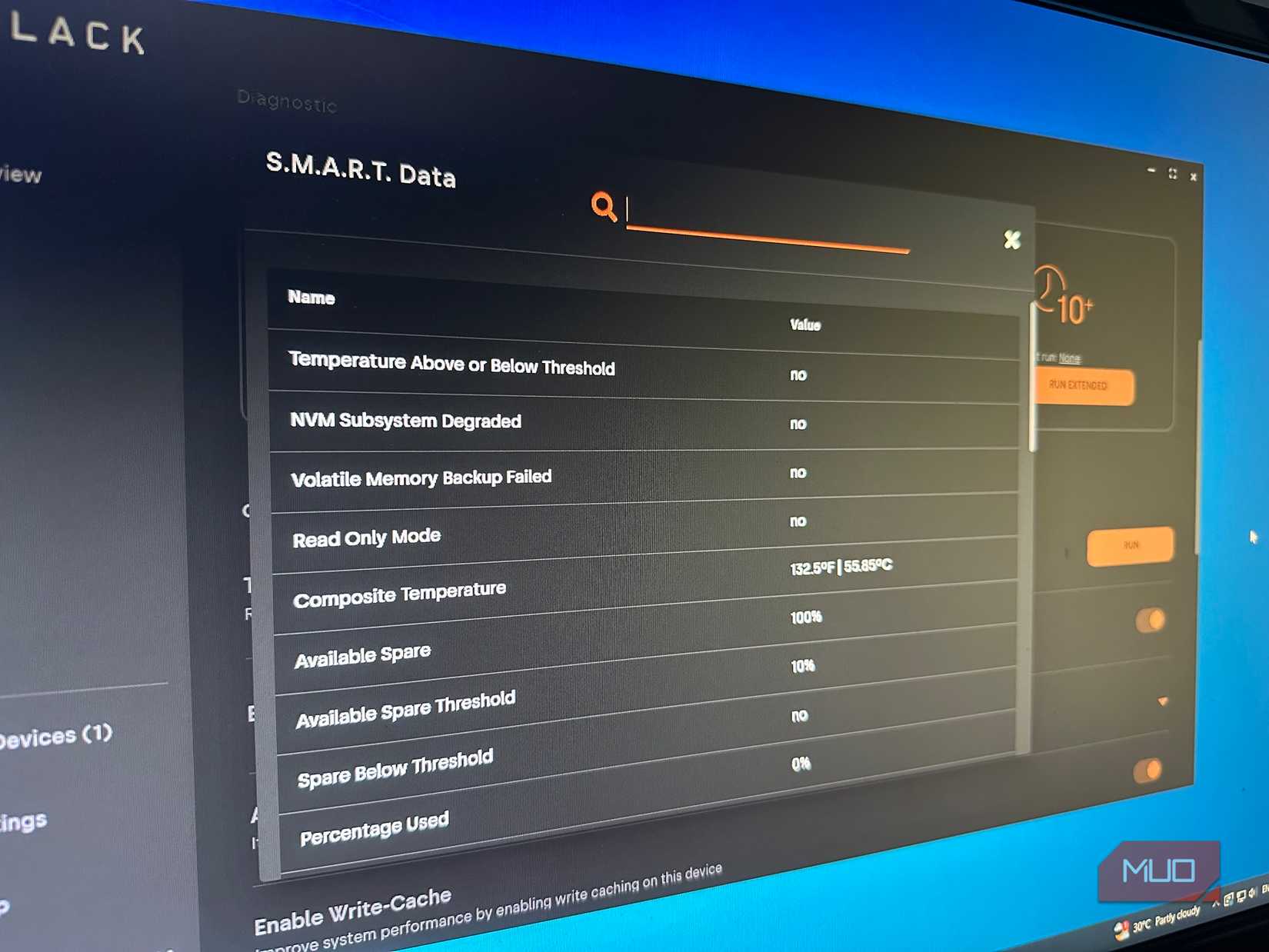 Photo of SanDisk Dashboard with SMART Monitoring