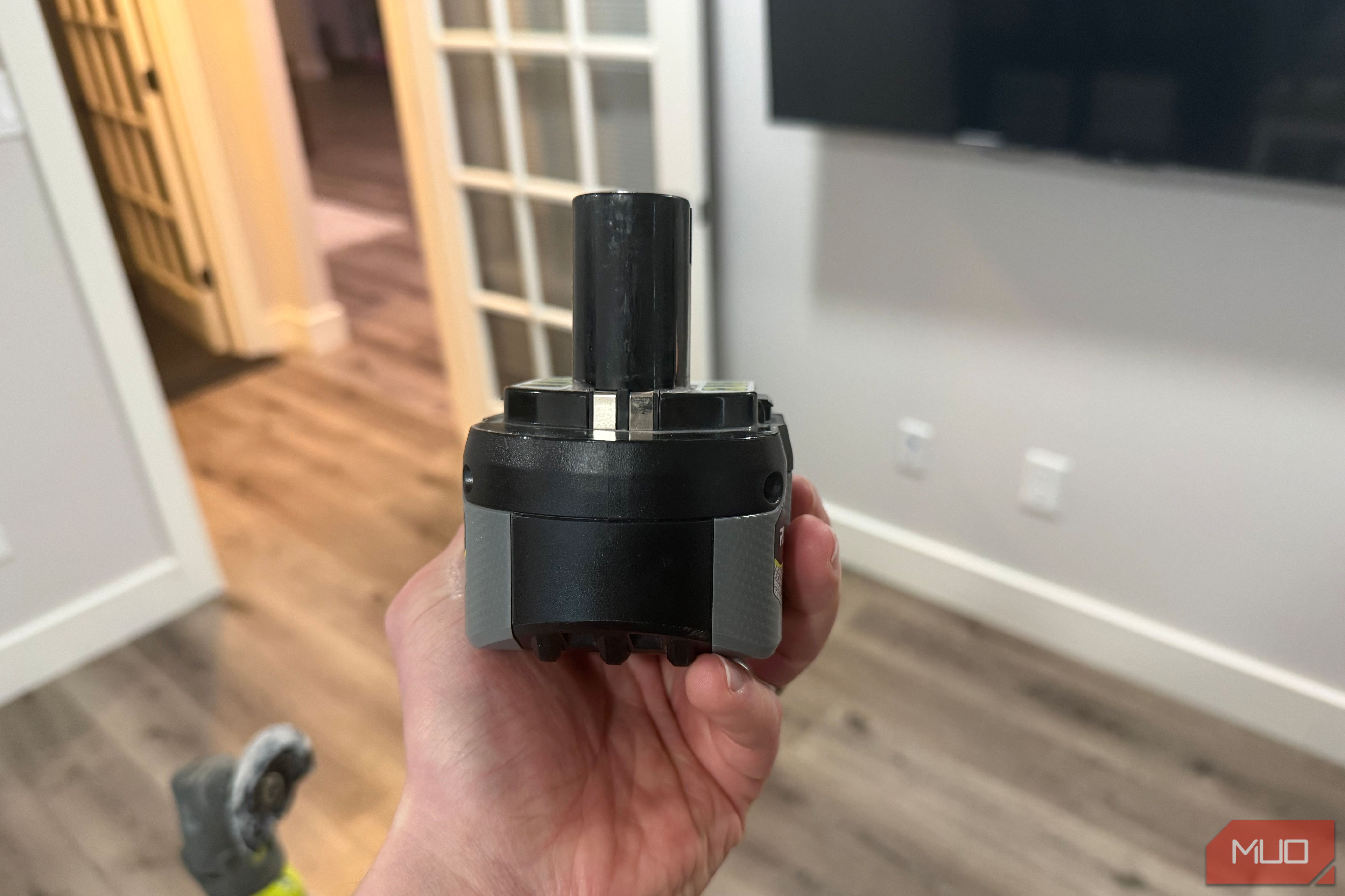 ryobi 18v lithium back