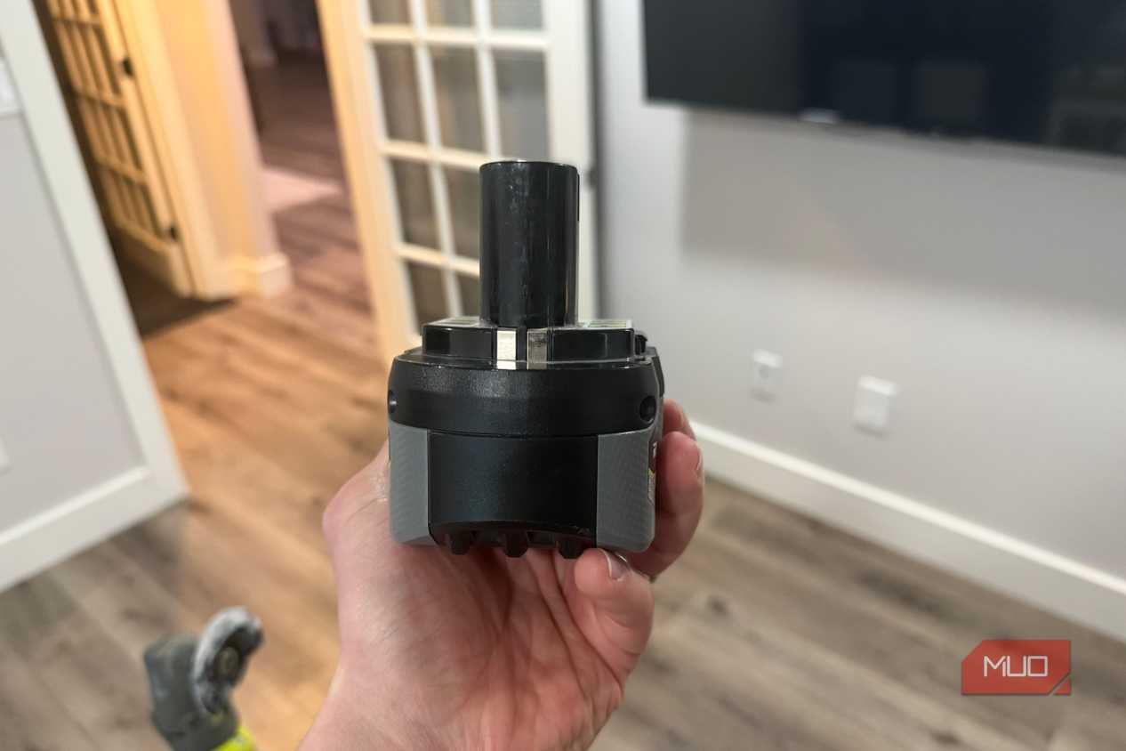 ryobi 18v lithium back