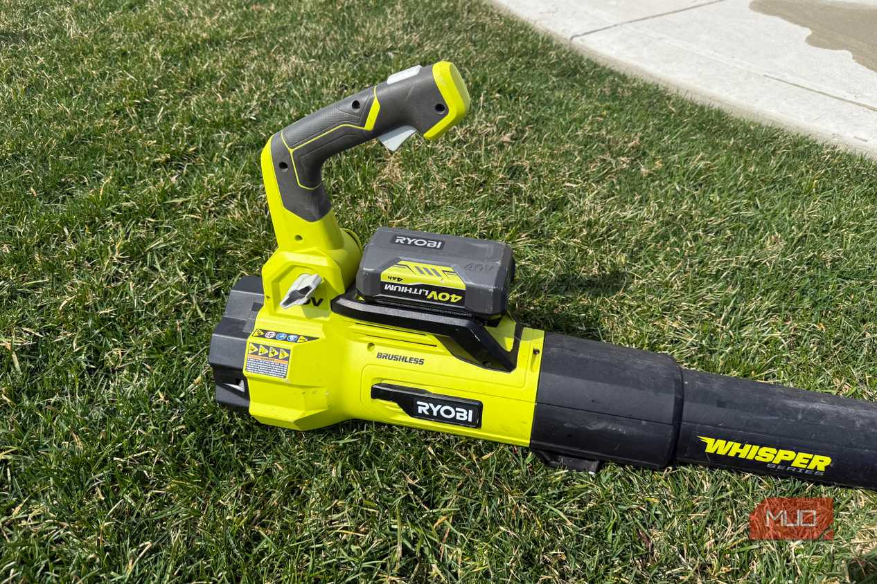 Ryobi Leaf Blower adjustable handle