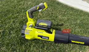 Ryobi Leaf Blower adjustable handle
