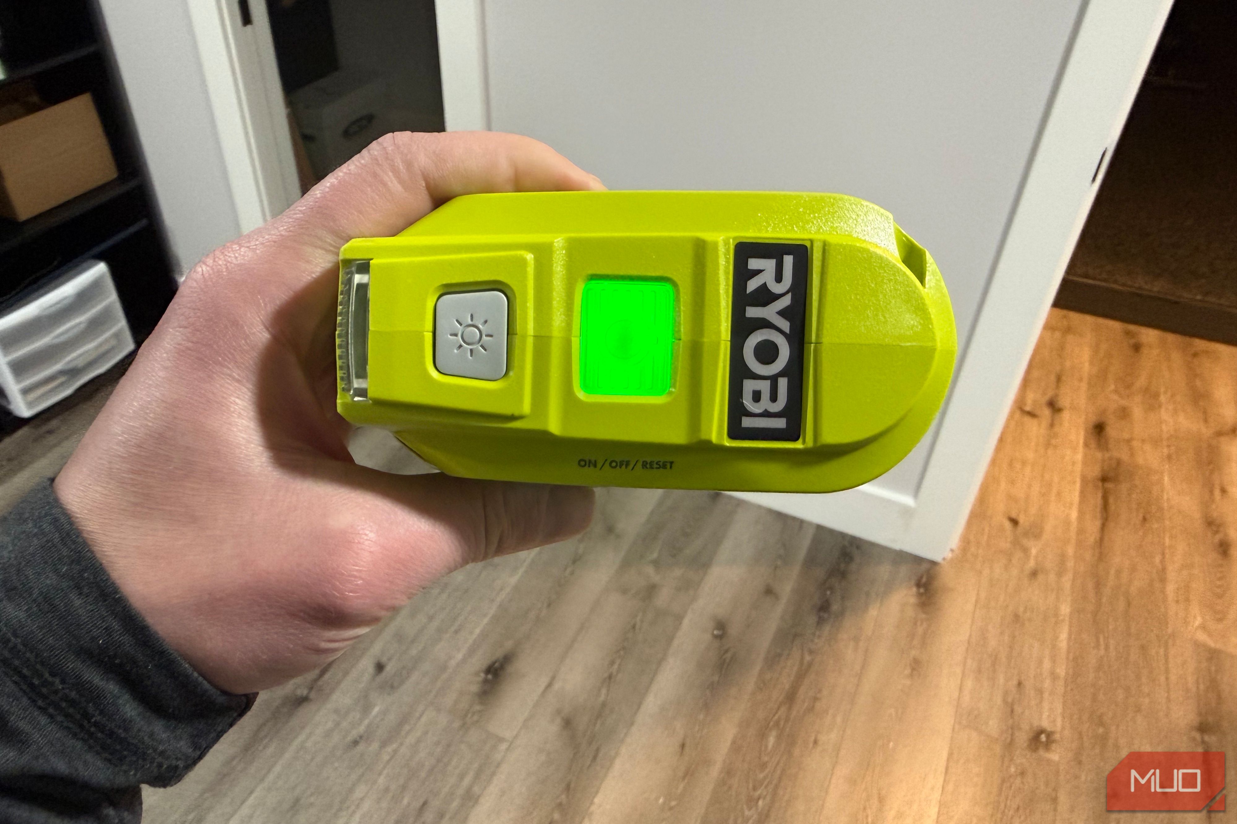 ryobi power source top side power led