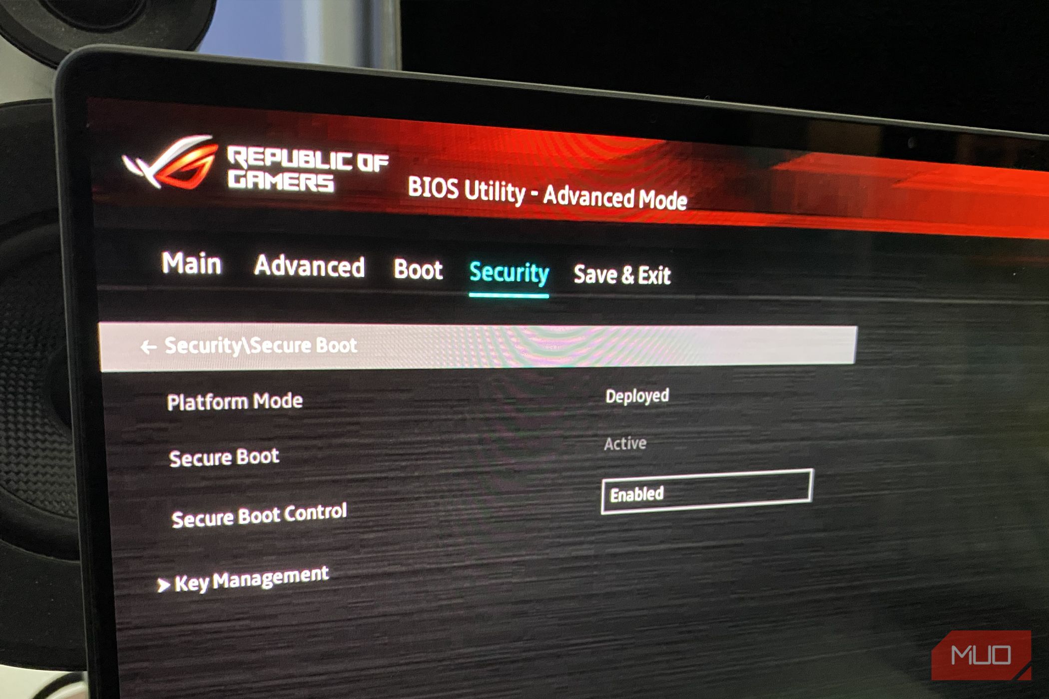 Secure Boot laptop BIOS setting