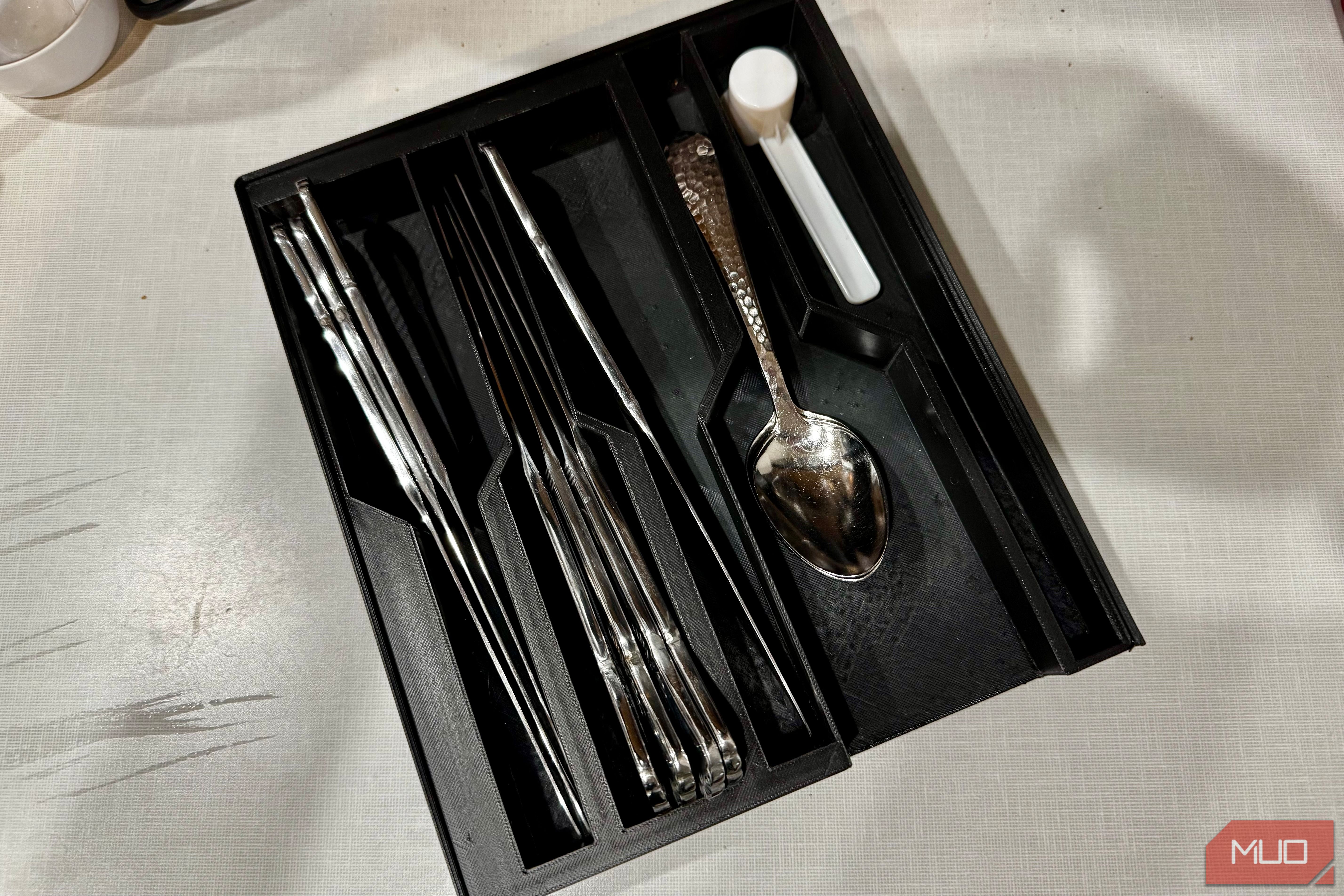 separate utensils