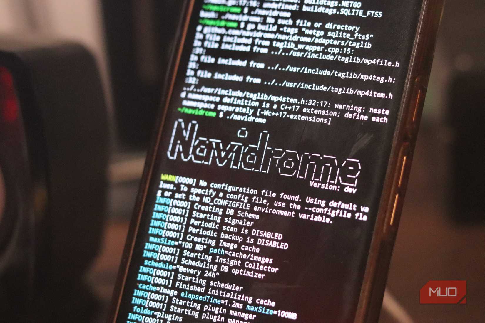 Your old Android phone can host a better music server than you'd expect