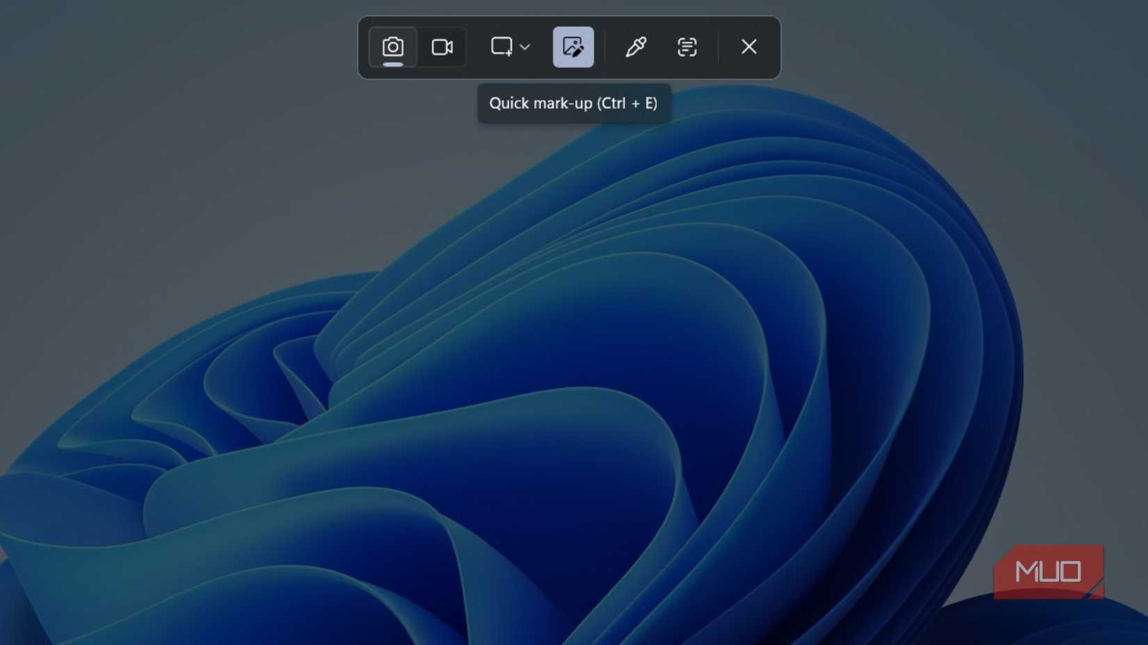 Barra de herramientas flotante de la herramienta Recortes que muestra la función de marcado rápido con la información sobre herramientas del método abreviado de teclado Ctrl más E