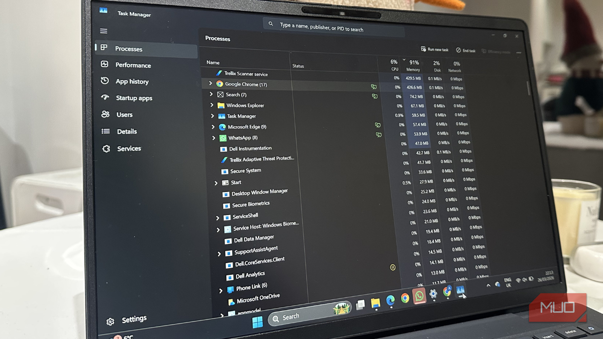 There's a Windows Task Manager tab that shows exactly why your PC is slow