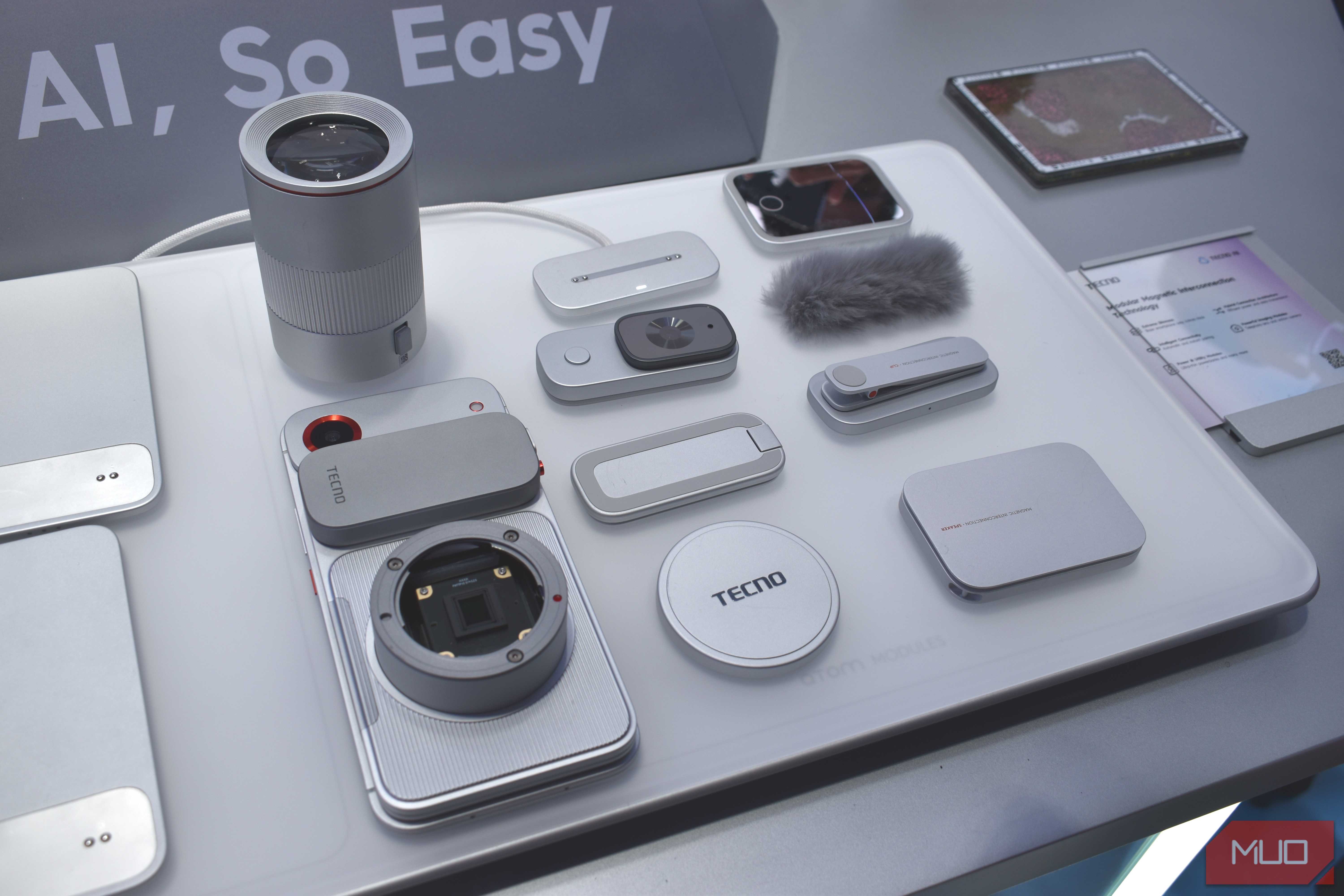 tecno modular phone concept mwc 2026 all modules.