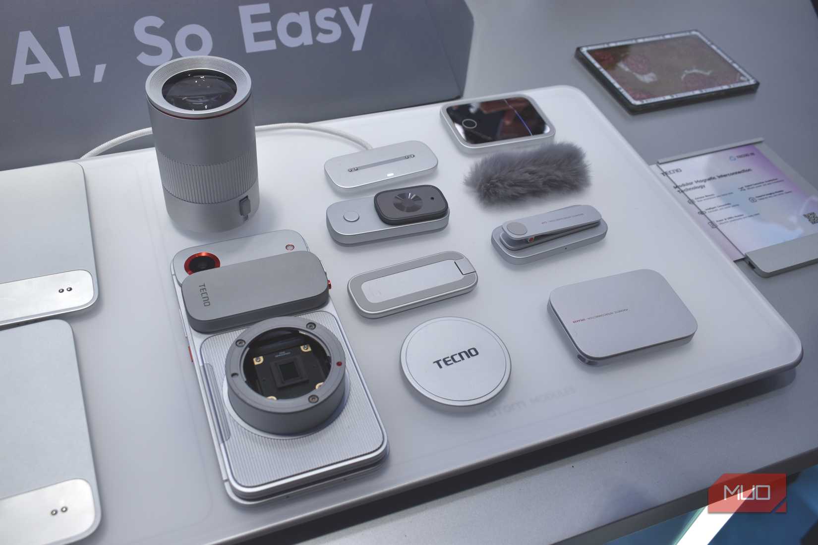 Tecno's modular smartphone concept is just crazy enough that it might ...
