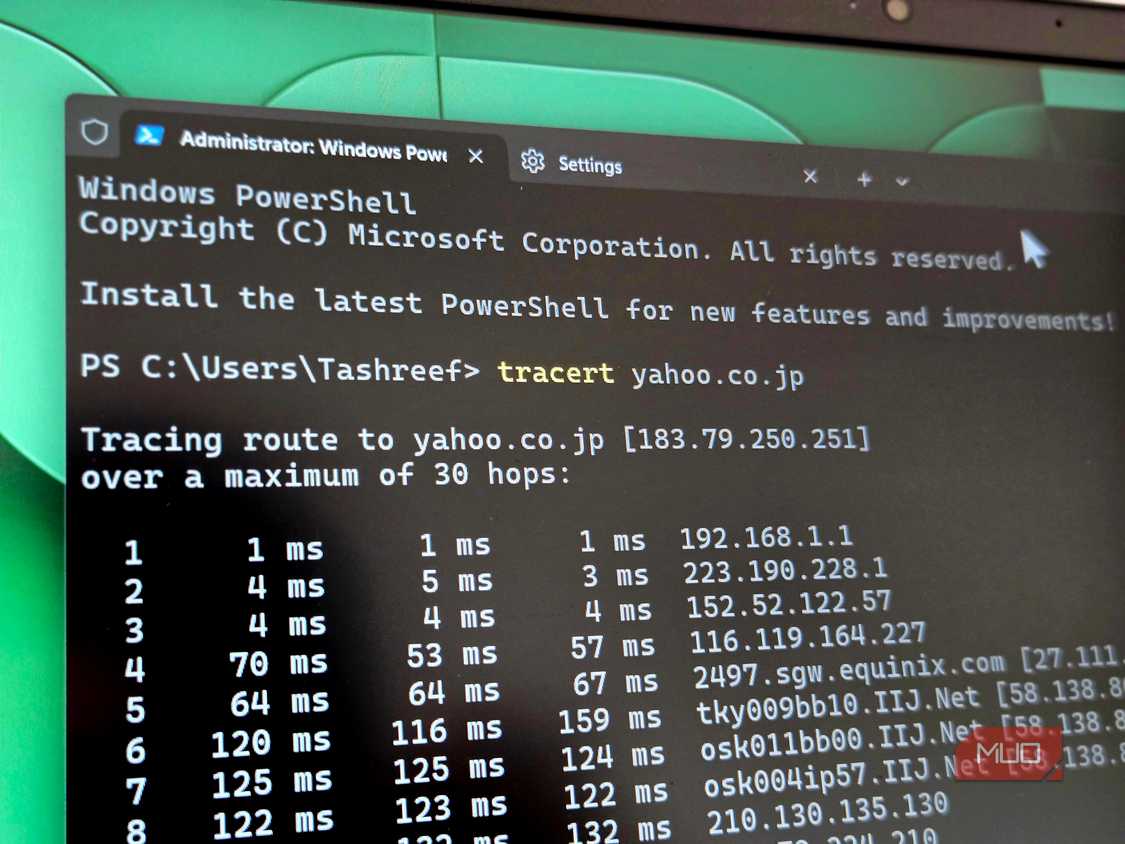 tracert command running on Windows 11 Terminal (4)