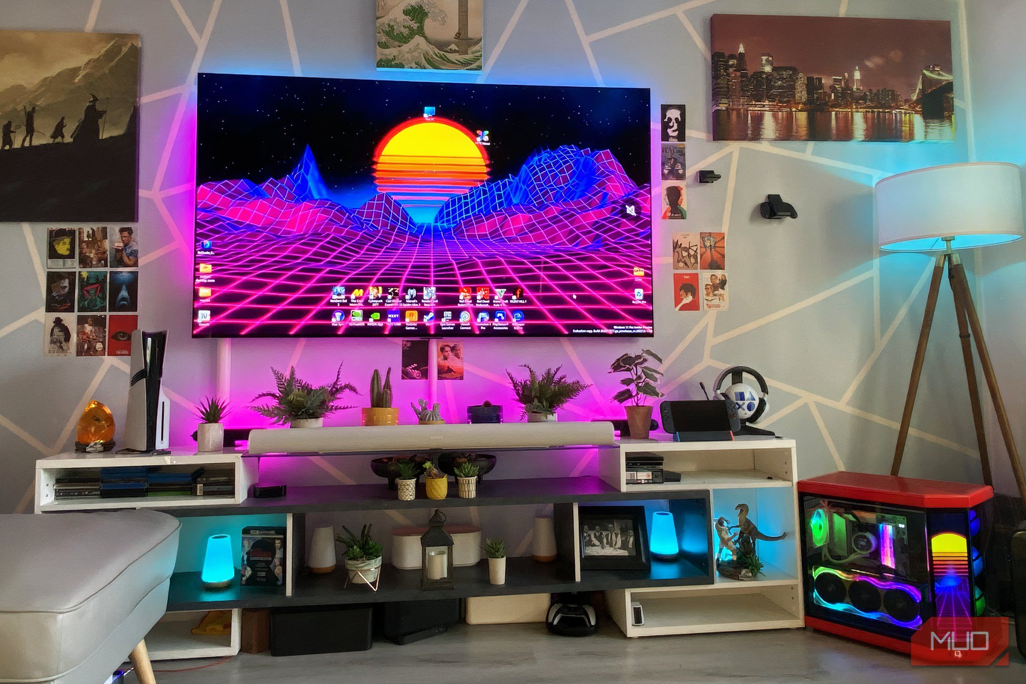 OLED banding is worse than burn-in, and most TV shoppers have no idea it exists