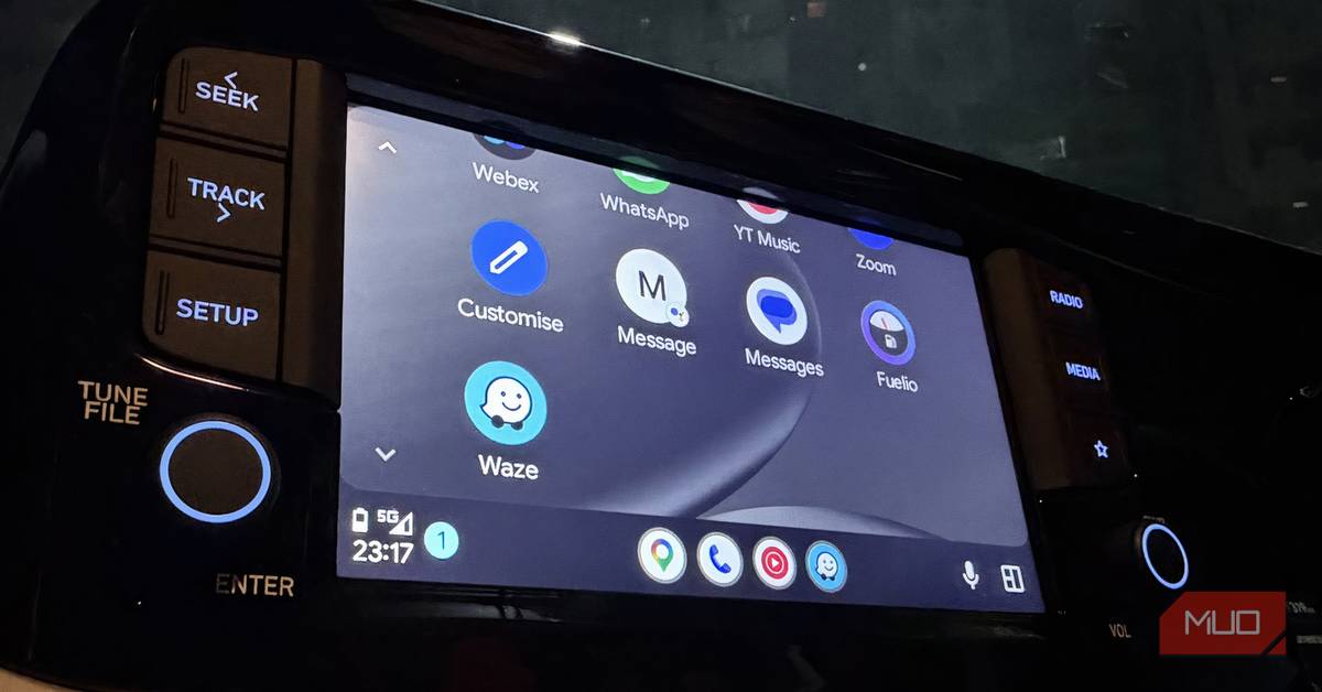makeuseof.com - Sagar Naresh - I stopped using Google Maps on Android Auto and switched to an app that actually works