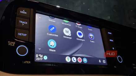 I tried the redesigned Android Auto interface and it's actually good now