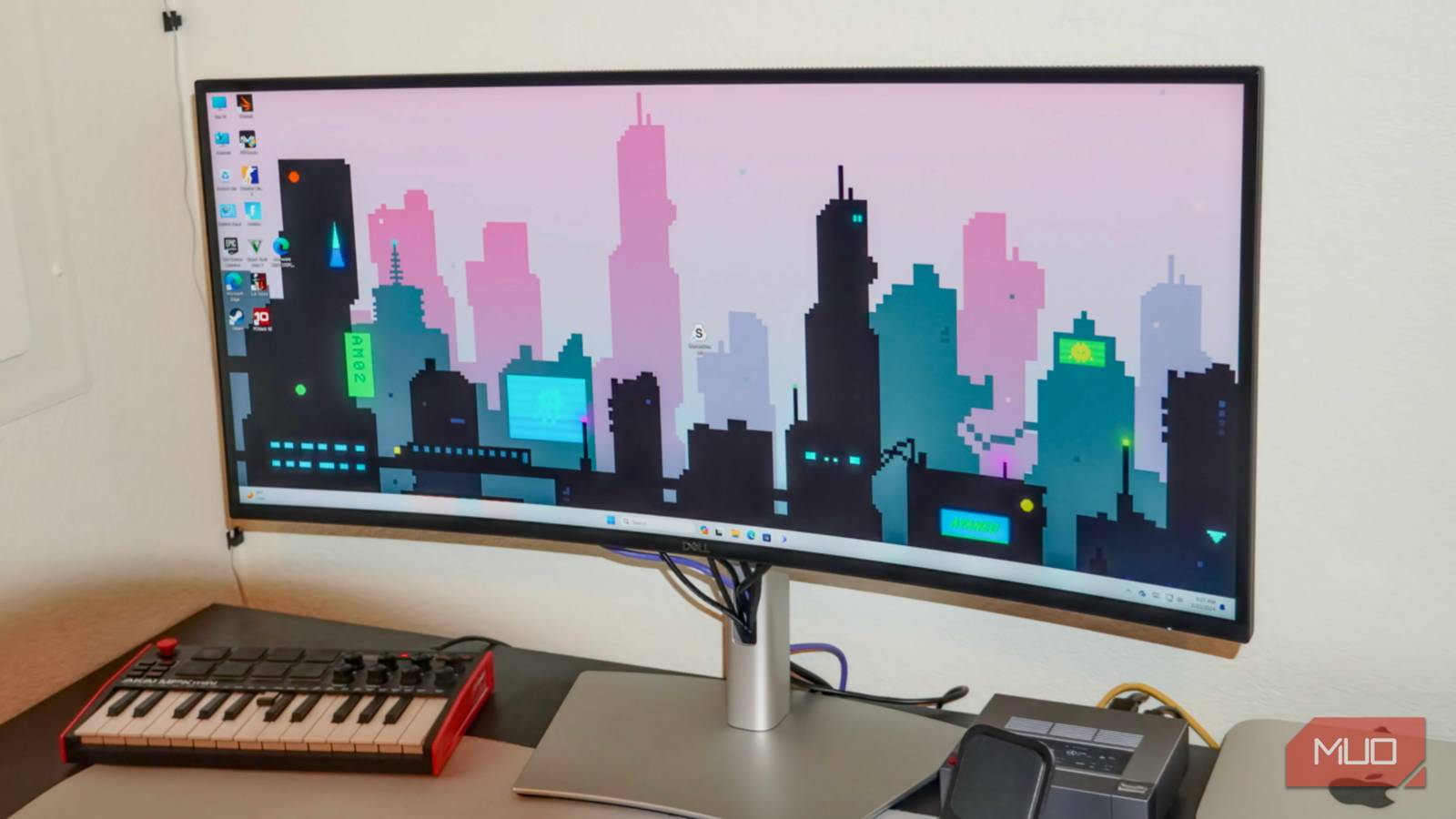 Windows running PowerToys FancyZones on an ultrawide monitor.
