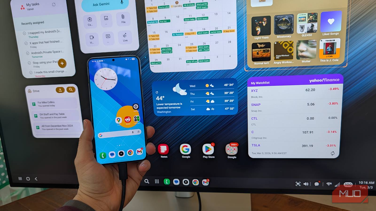 I finally found a real reason to use Samsung DeX I finally found a real reason to use Samsung DeX