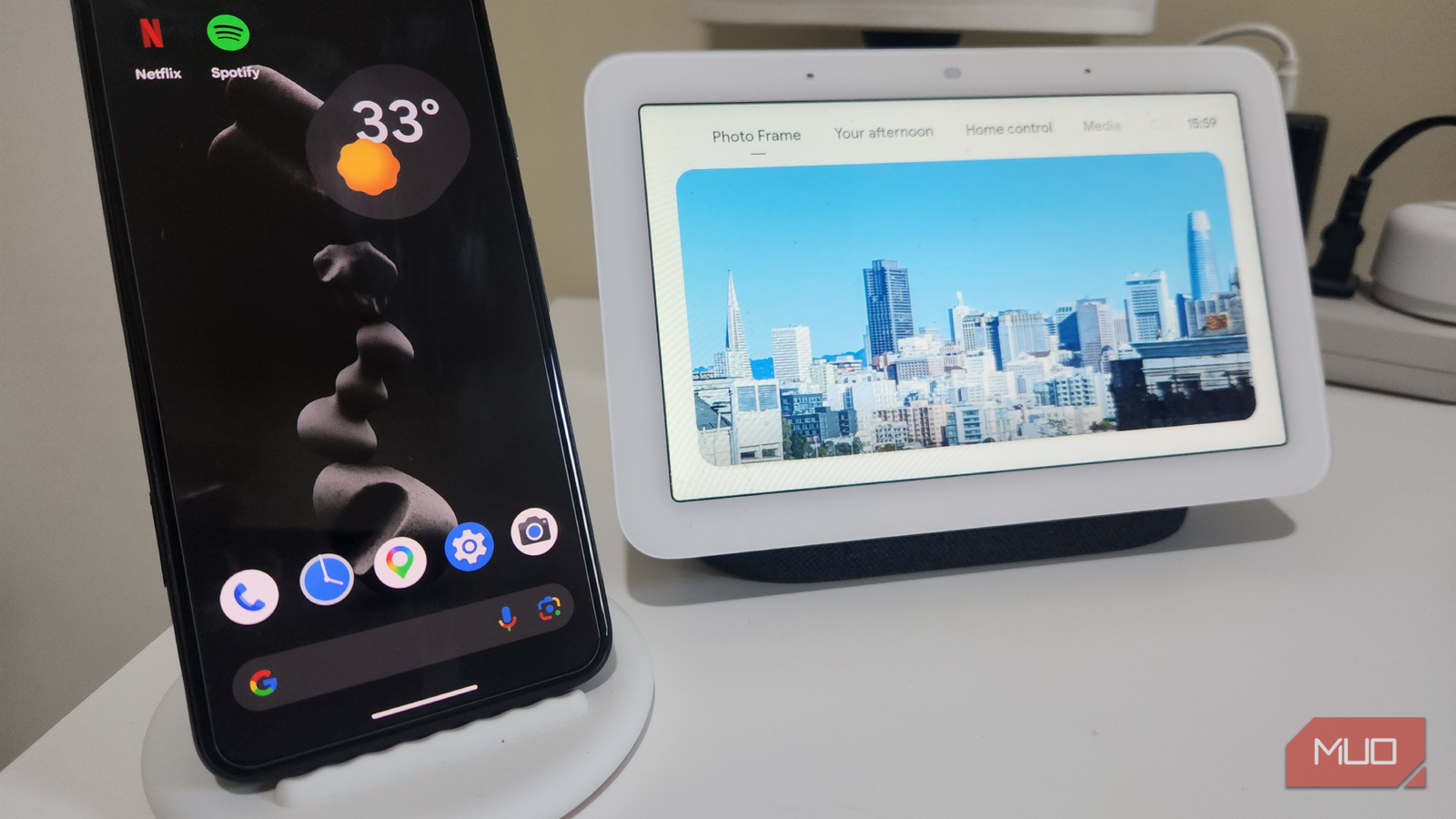 I replaced my smart speaker with an old Android phone and it does so much more