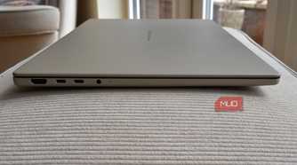 asus zenbook a16 side view closed