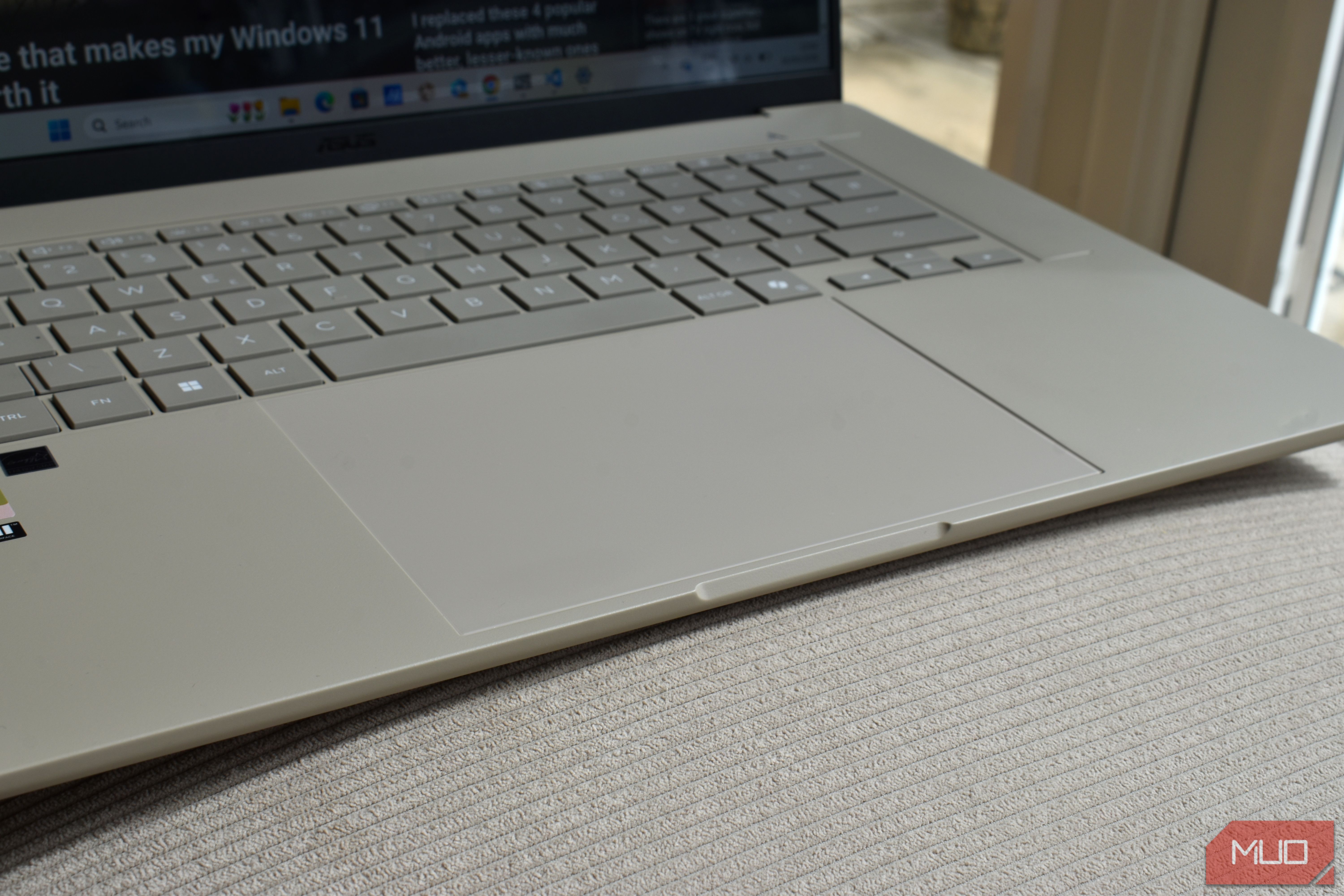 asus zenbook a16 touchpad