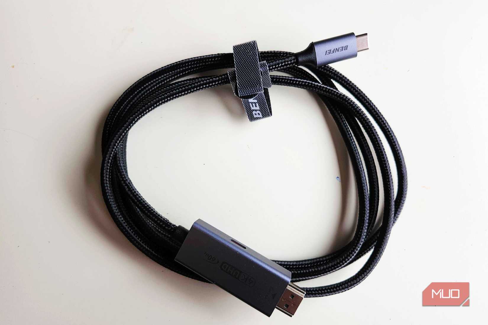 Cord HDMI to USB-C