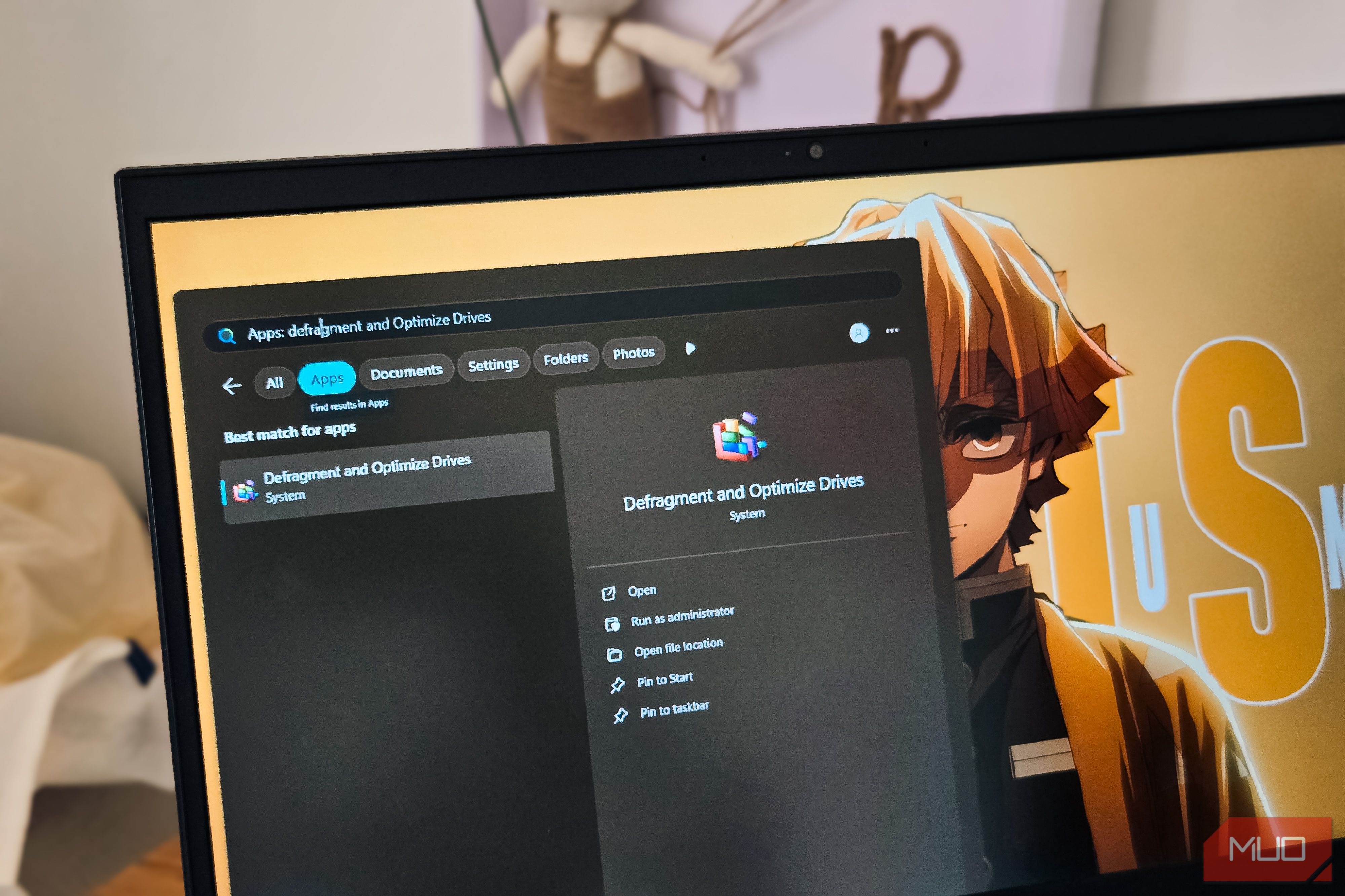 HP Pavilion ラップトップのドライブをデフラグし、Windows 11 スタート メニューを最適化する
