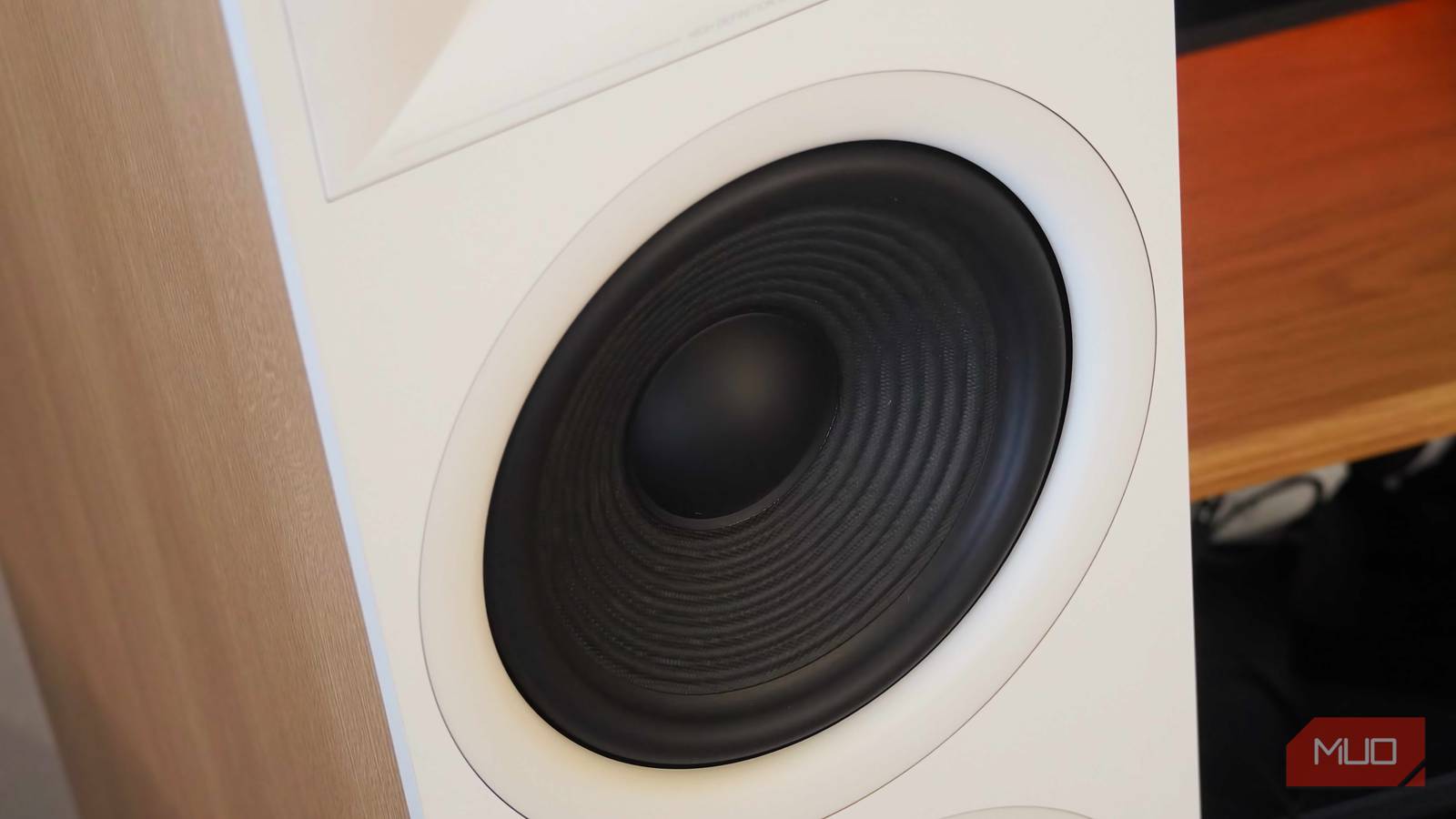 My speakers hissed for years — one receiver setting fixed it instantly