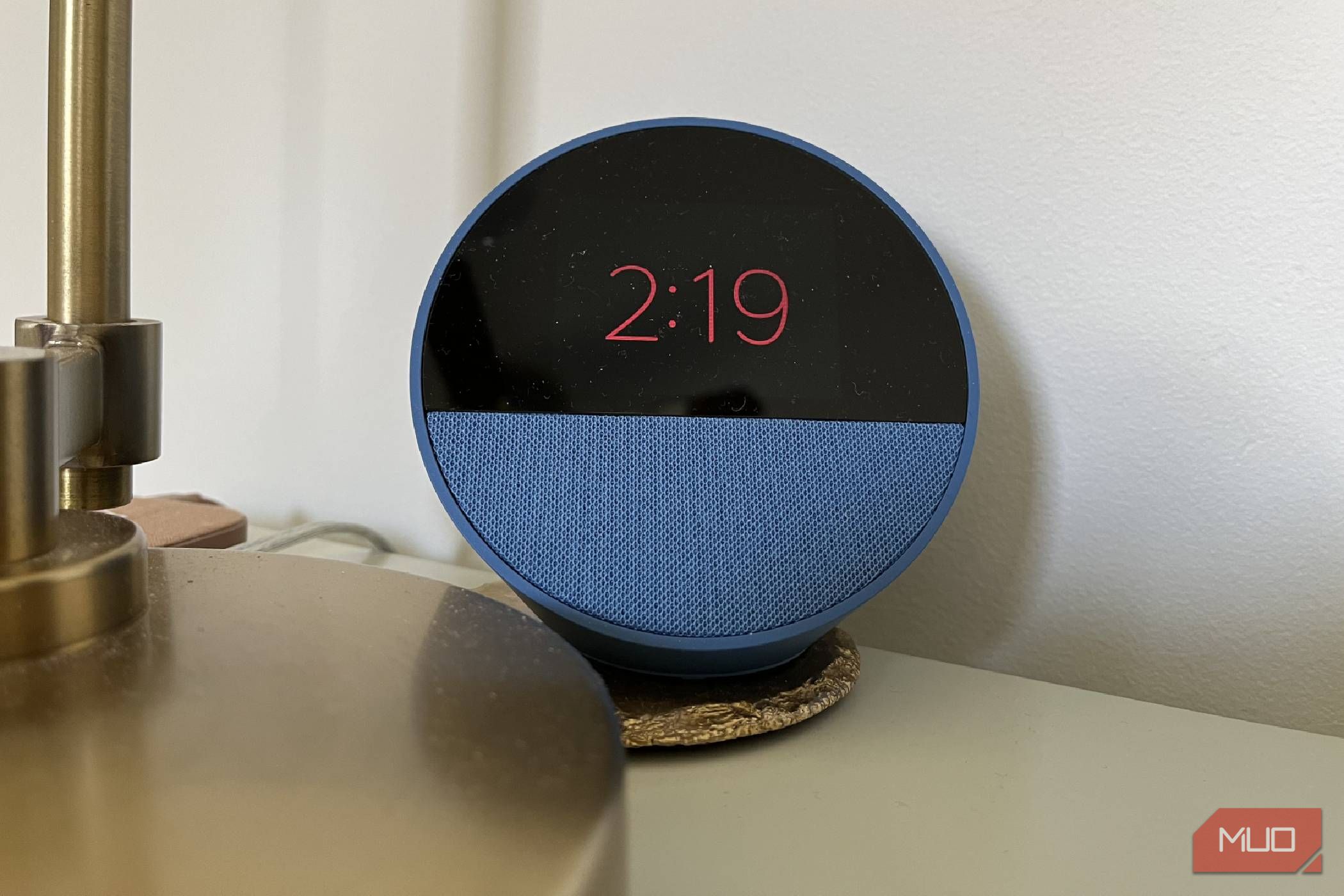 Imagen de la noticia: 5 mejoras en el hogar inteligente que los inquilinos pueden realizar sin perder su depósito de seguridad (MakeUseOf Smart Home)