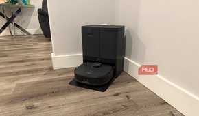 eufy x10 light on