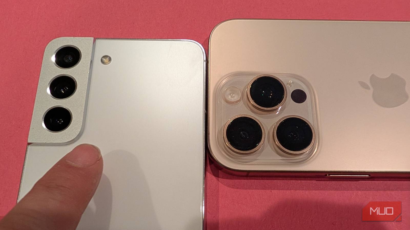Old Galaxy S22 Camera Still Outshines iPhone in 4 Key Areas, Expert Analysis Reveals